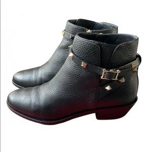 Valentino rockstud ankle boots size 6.5